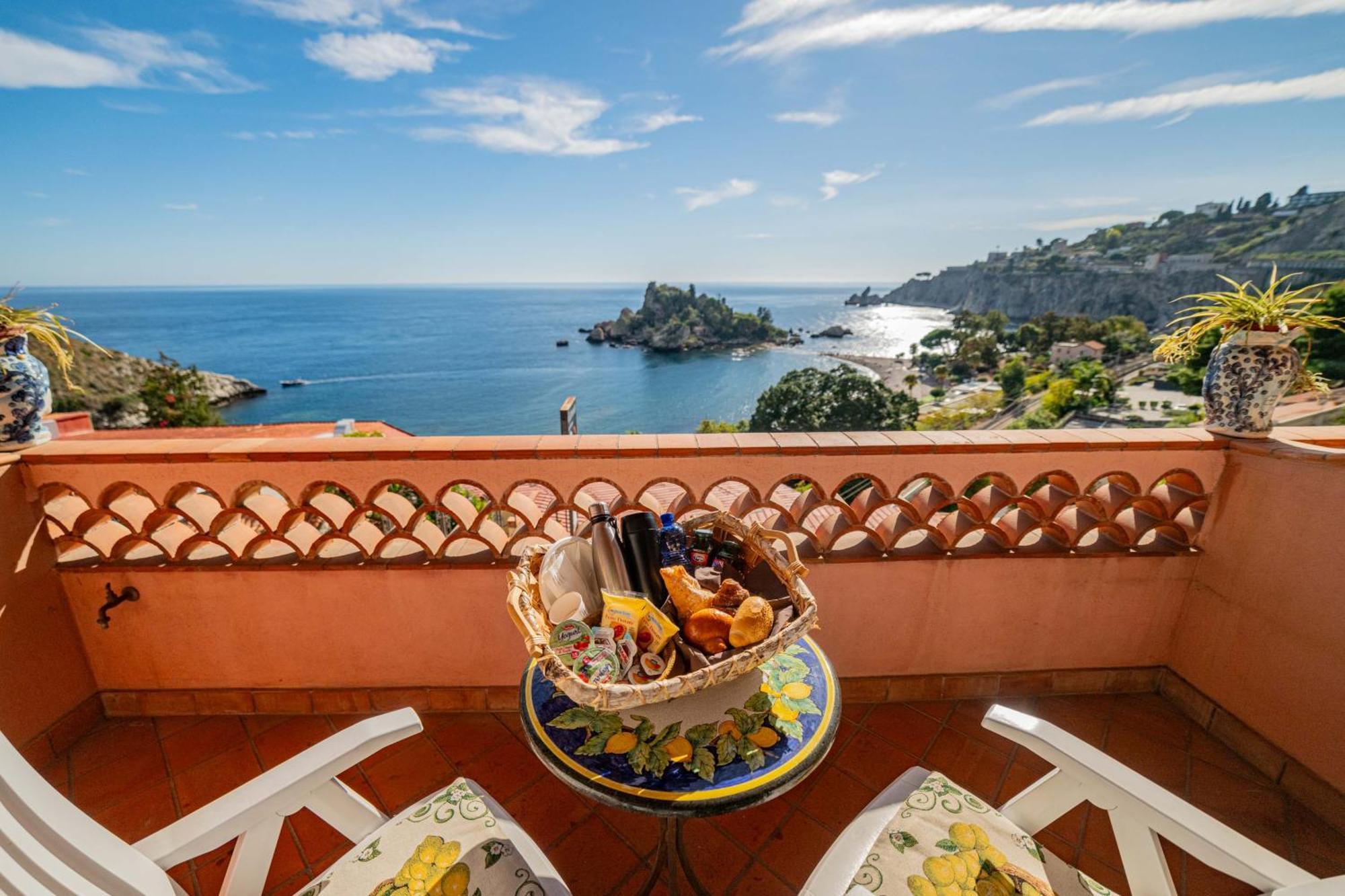 Mendolia Beach Hotel Taormina Exterior foto