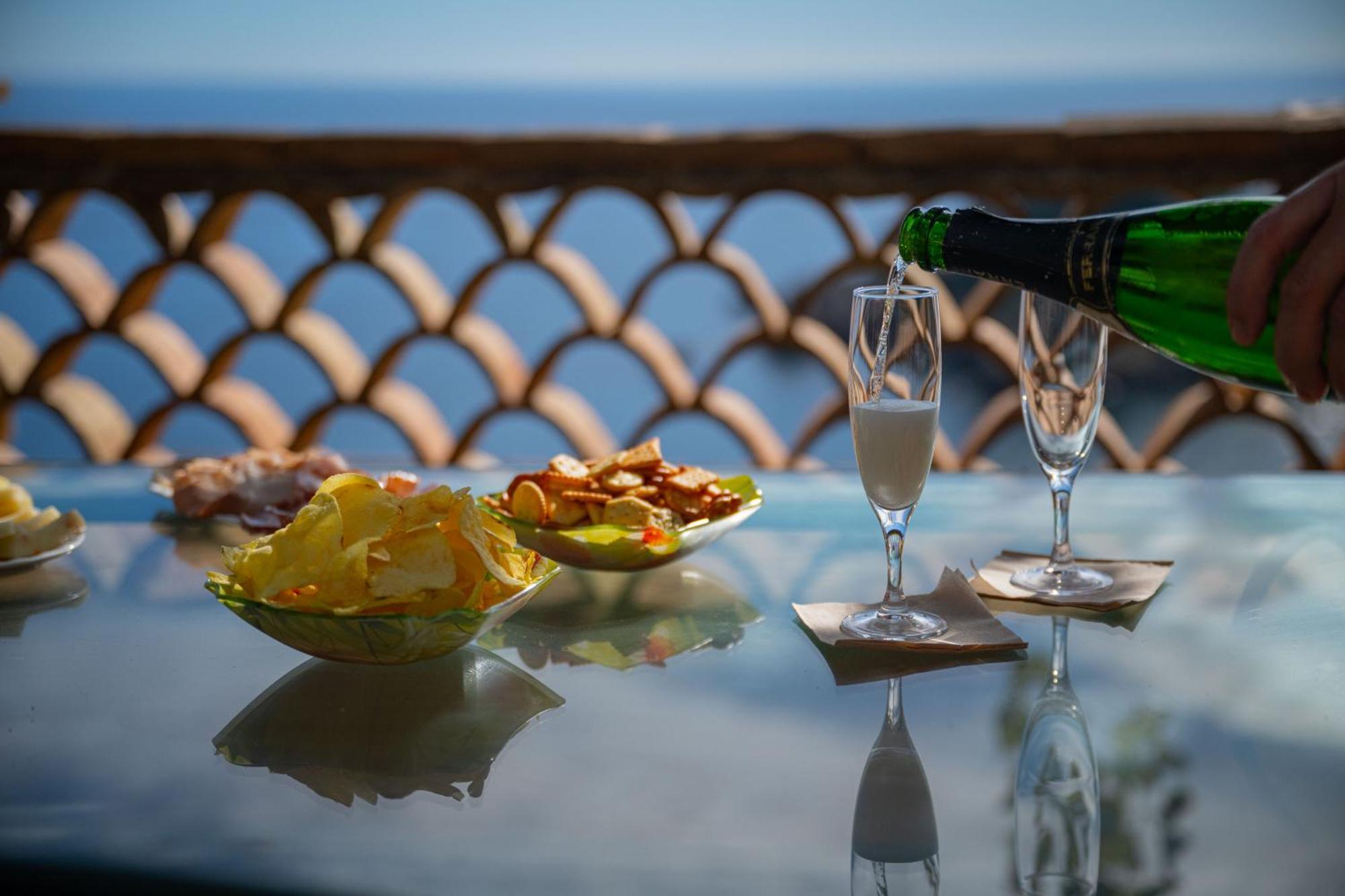 Mendolia Beach Hotel Taormina Exterior foto