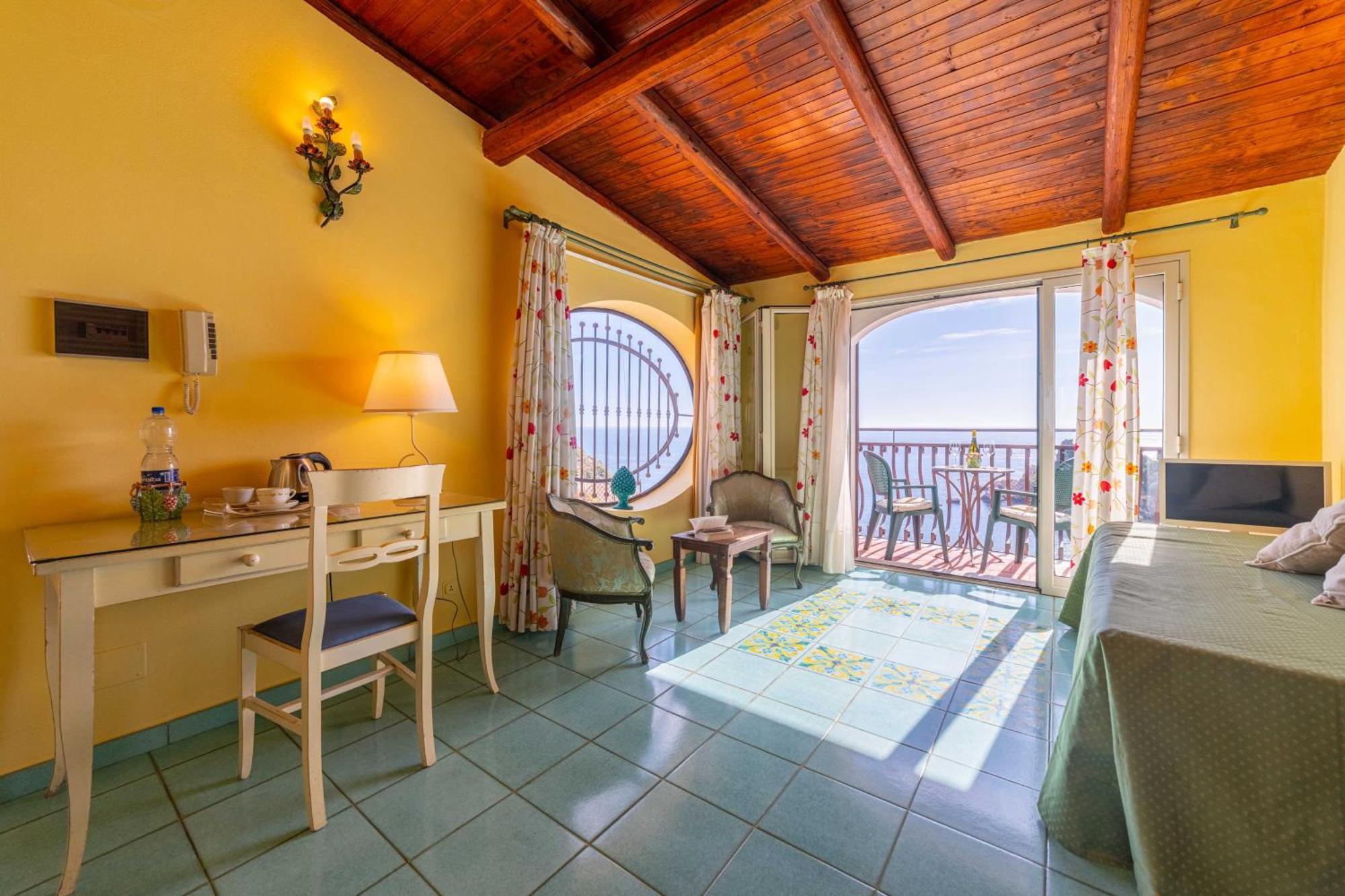 Mendolia Beach Hotel Taormina Exterior foto