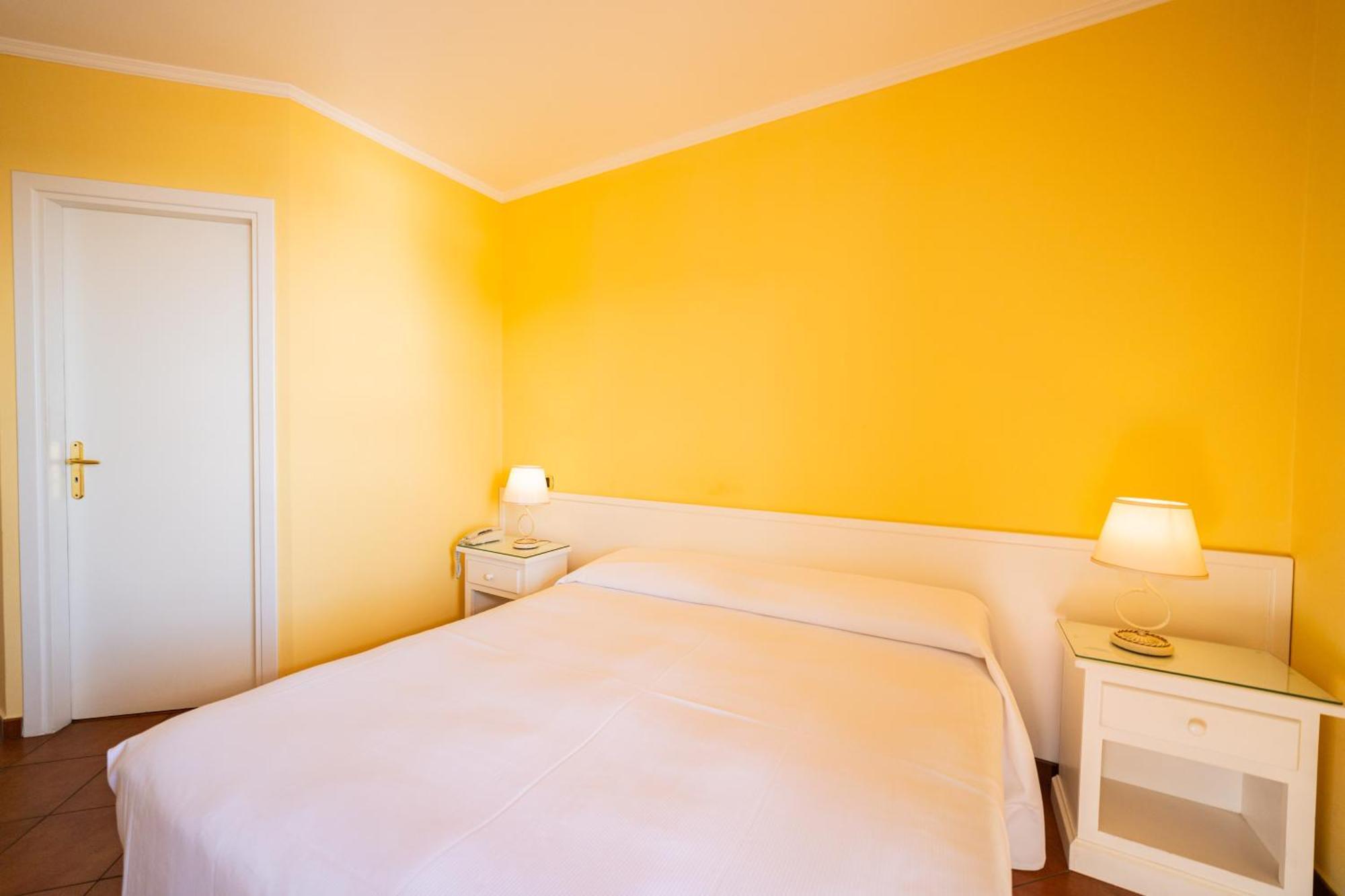 Mendolia Beach Hotel Taormina Habitación foto