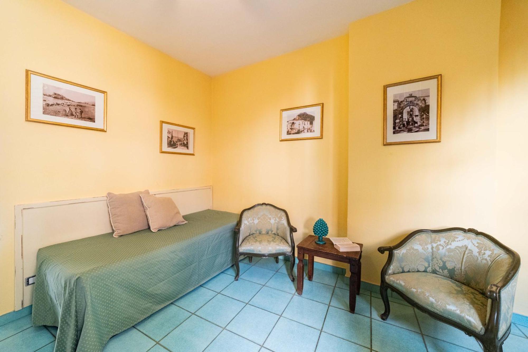 Mendolia Beach Hotel Taormina Habitación foto