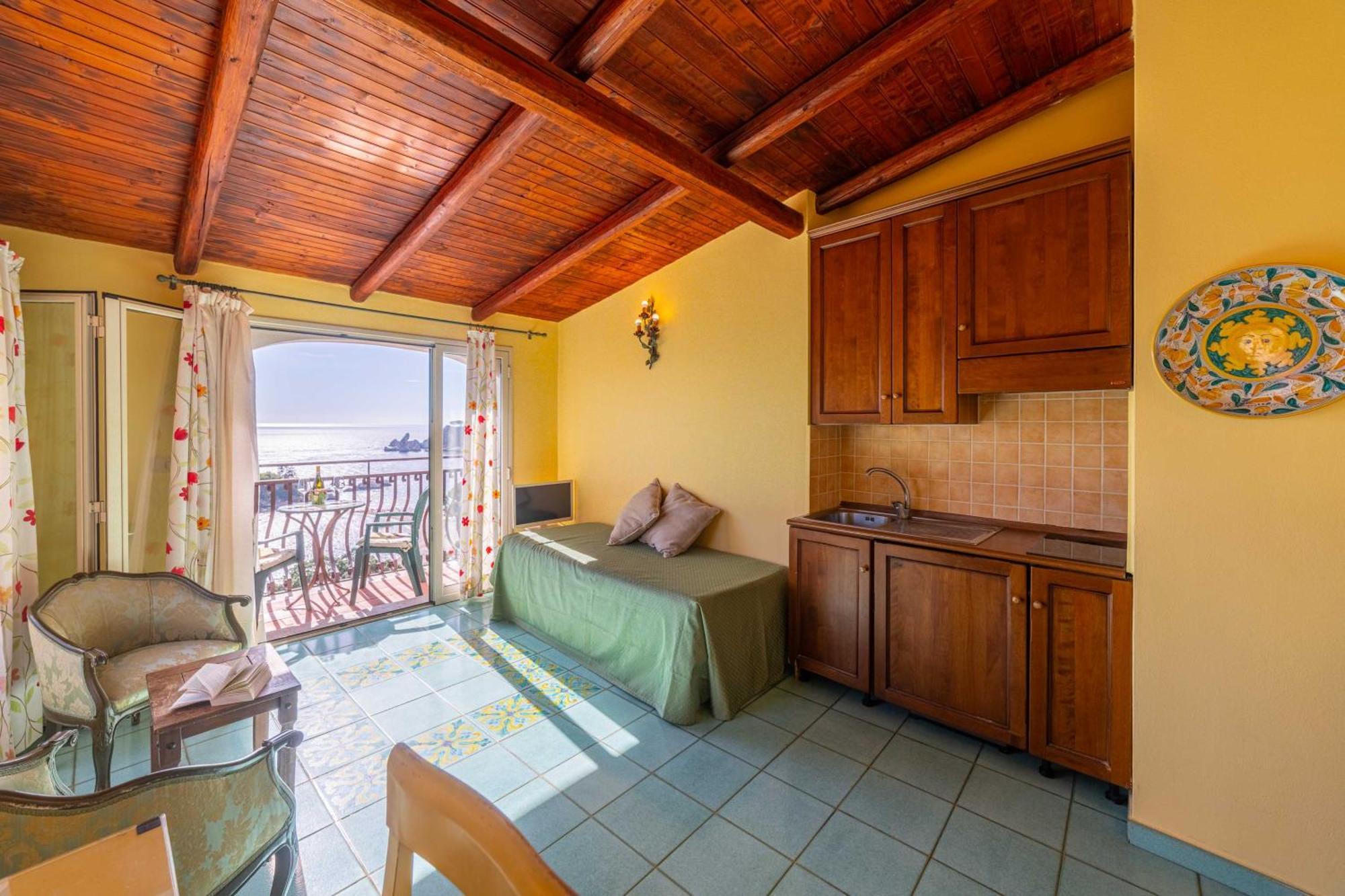 Mendolia Beach Hotel Taormina Habitación foto